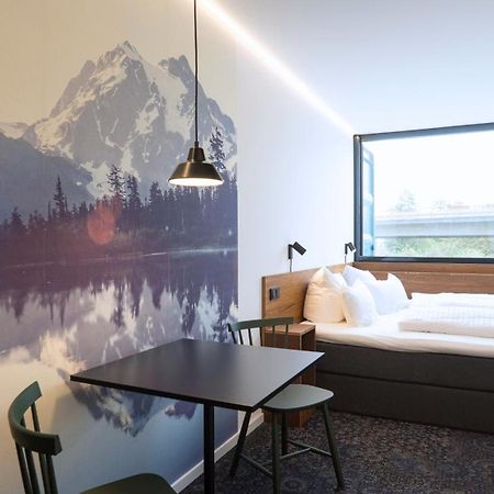 Tin Inn - Heinsberg - Das Hotel Aus Hochwertig Ausgebauten Ueberseecontainern Eksteriør bilde