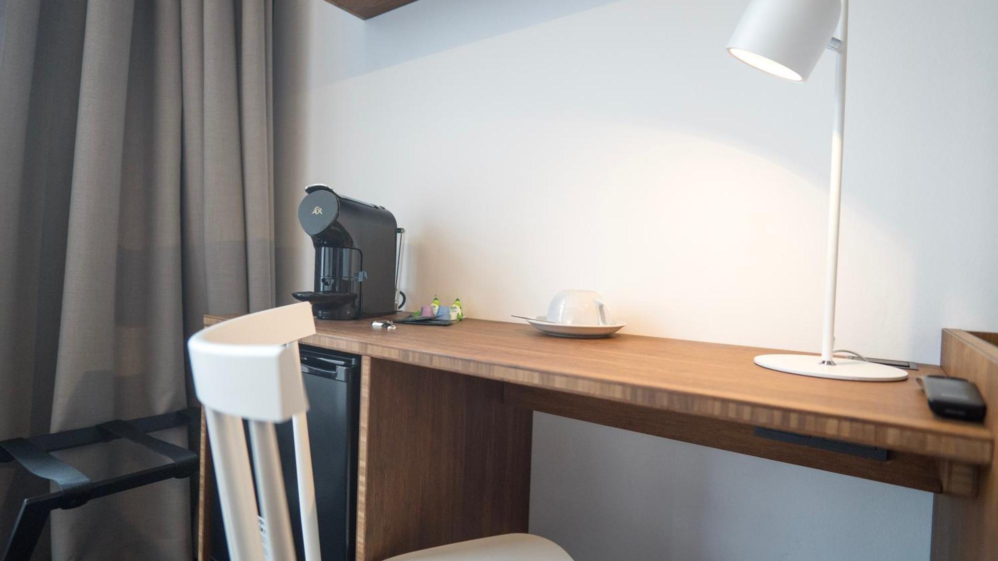 Tin Inn - Heinsberg - Das Hotel Aus Hochwertig Ausgebauten Ueberseecontainern Eksteriør bilde
